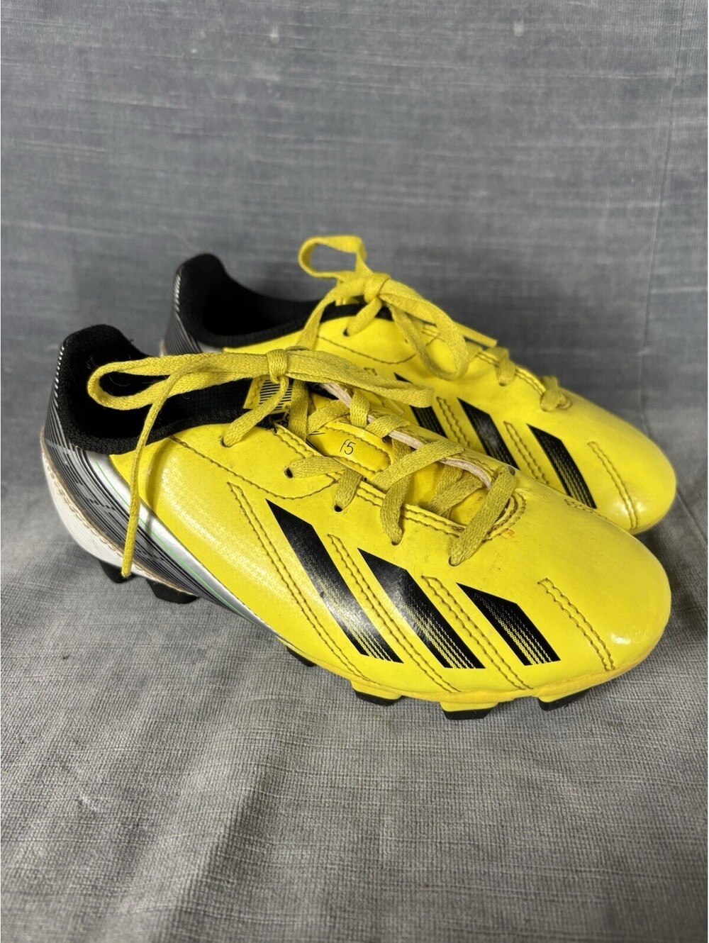 Adidas F5 Kids Soccer Cleats Yellow Black FG Youth Size 13K US Football Boots